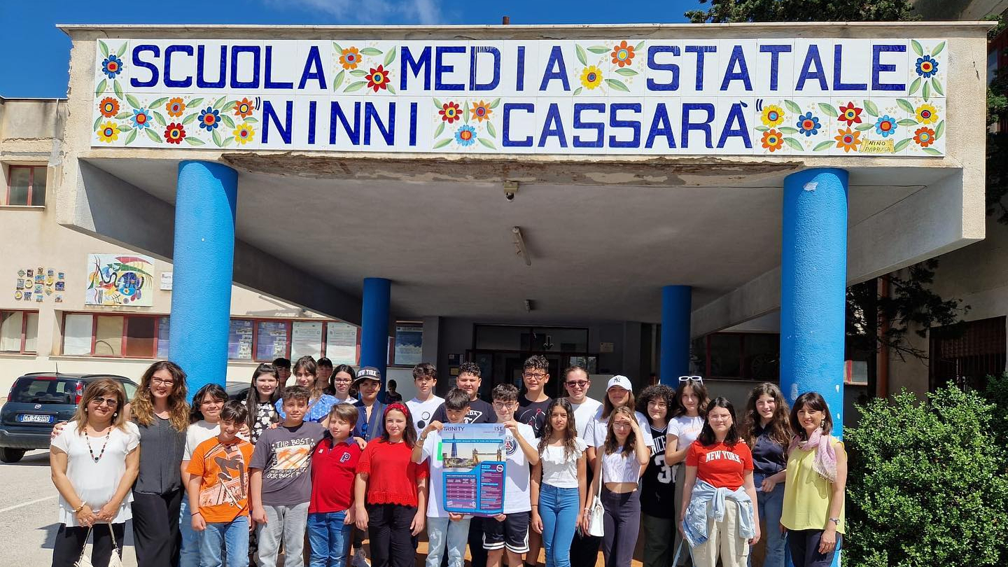 Successo dell'esame Trinity presso l'Istituto Comprensivo Ninni Cassarà